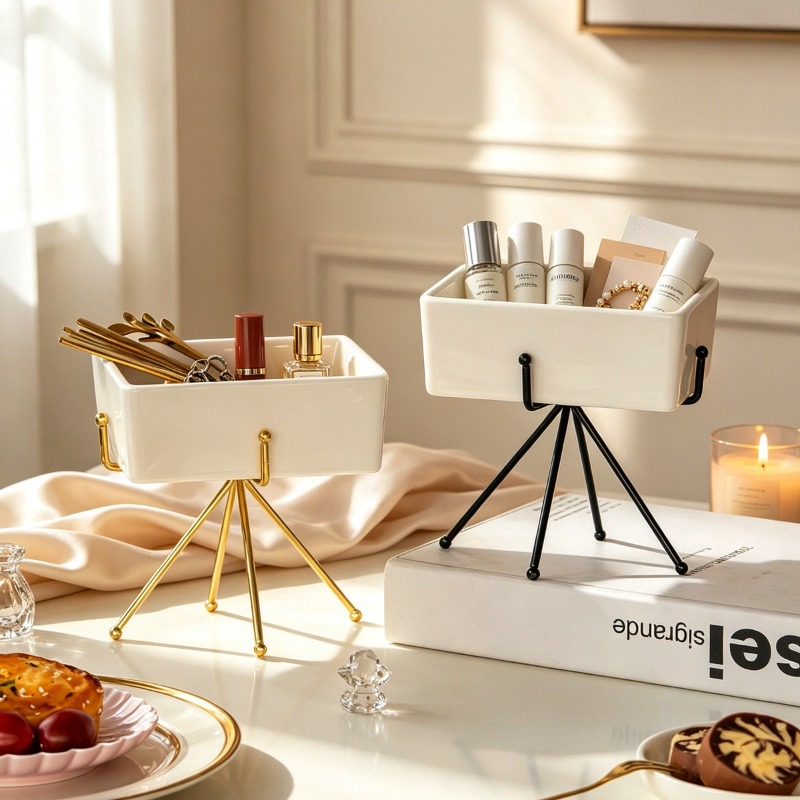 세련된 디자인의 세라믹 화장품 브러시 보관대, 금속 받 - Beauty Makeup Table 리뷰 및 가격