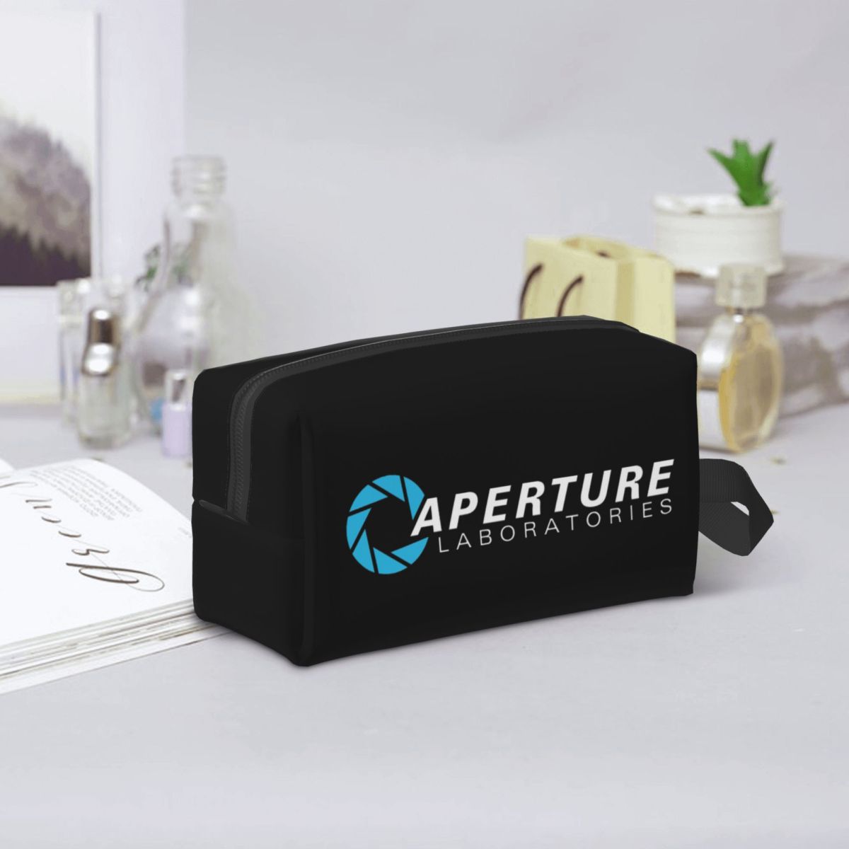 Aperture Science Laboratories  - Beauty Lab Makeup 리뷰 및 가격