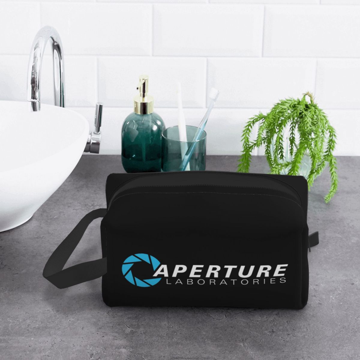 Aperture Science Laboratories  - Beauty Lab Makeup 리뷰 및 가격
