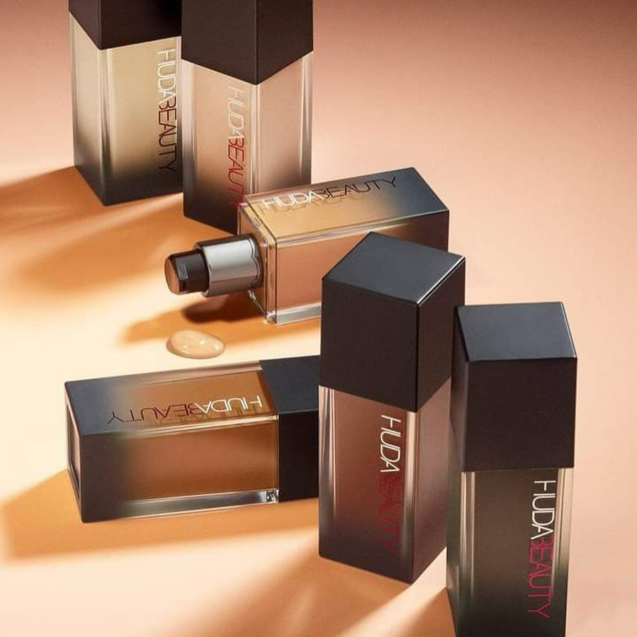 34ml 히알루론산, 글리세린 함유 보습 베이스, 지속 - Huda Beauty Makeup Mini Kit 리뷰 및 가격